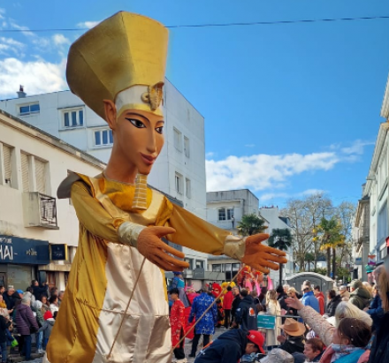 Le carnaval encadré par les cadets